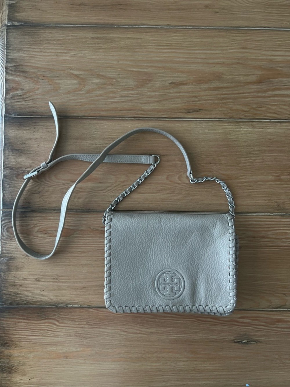 Tory Burch Crossbody Bag in Light Taupe/Grey